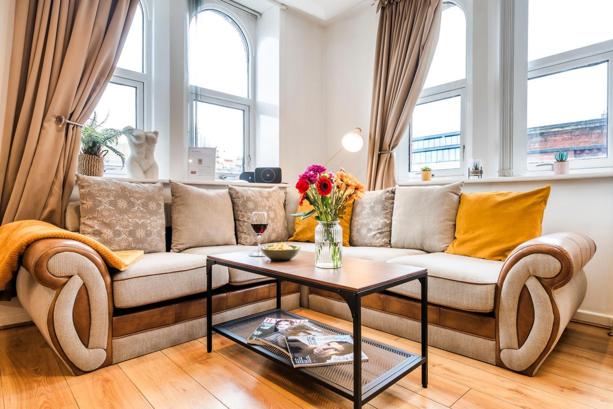 Cavern Quarters, Beautiful Two Bedroom City Centre Apartment By Garudy Serviced Apartments And Short Lets - Perfect For Longer Stays Liverpool Exteriér fotografie