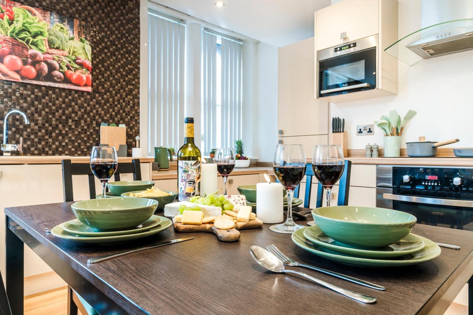Cavern Quarters, Beautiful Two Bedroom City Centre Apartment By Garudy Serviced Apartments And Short Lets - Perfect For Longer Stays Liverpool Exteriér fotografie