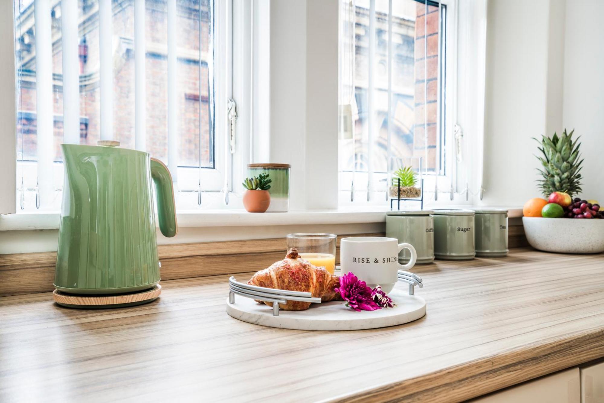 Cavern Quarters, Beautiful Two Bedroom City Centre Apartment By Garudy Serviced Apartments And Short Lets - Perfect For Longer Stays Liverpool Exteriér fotografie
