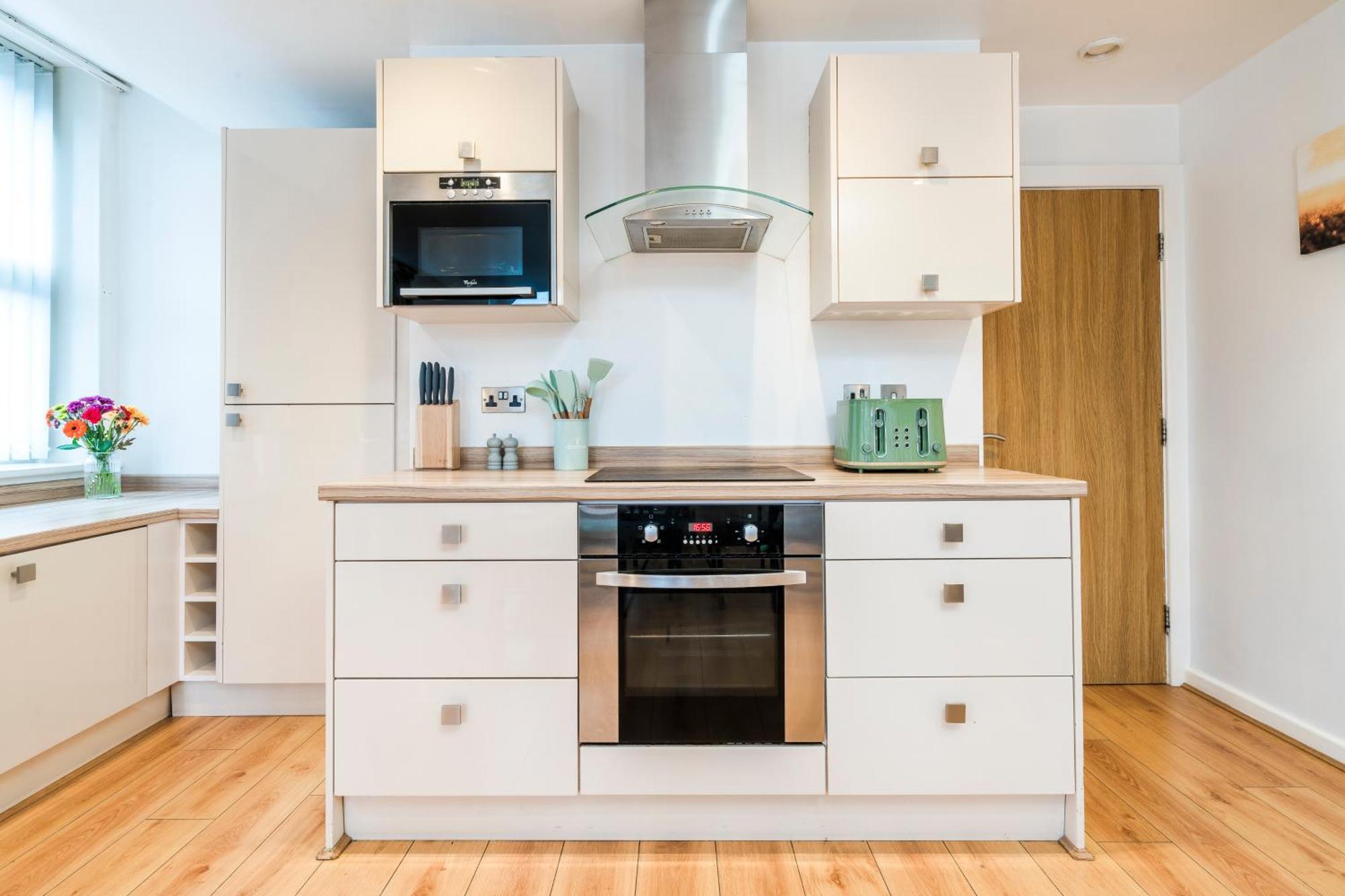 Cavern Quarters, Beautiful Two Bedroom City Centre Apartment By Garudy Serviced Apartments And Short Lets - Perfect For Longer Stays Liverpool Exteriér fotografie